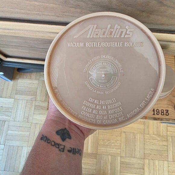 Vintage Aladdin Plaid Wide-Mouth Vacuum Thermos - - Picture 7 of 9